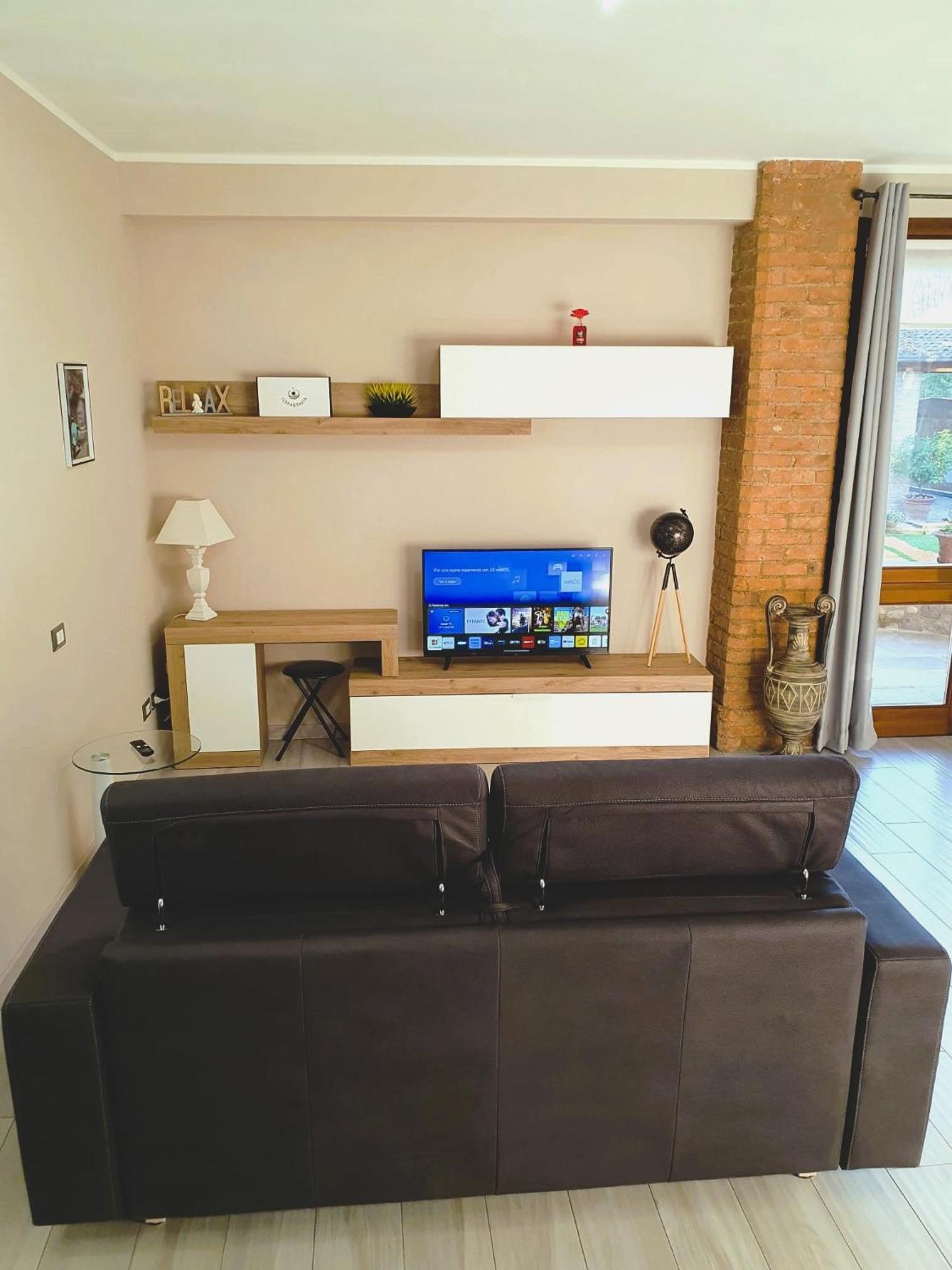 Apartamento La Corte Del Bona - Vicino Alle Cantine E A Circa 15 Minuti Dal Lago Di Iseo - Erbusco Exterior foto
